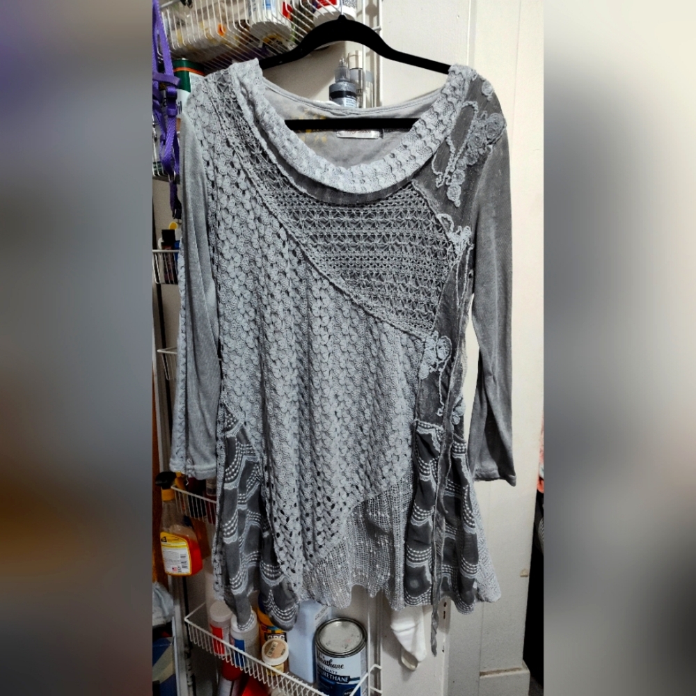 Simply Couture Gray Women's Knit tunic - Size XL